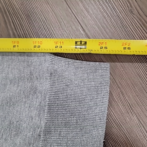 Brooks Brothers Men's Sweater Grey Heather Supima Cotton V-Neck 2XL No. 0020174. - Picture 6 of 7